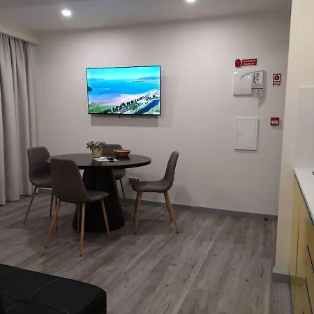 Moderno No - Araca By Tropical Solutions * 푼샬